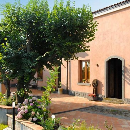 La Corte Di Bafe B&B "Slow Life" Zafferana Etnea Dış mekan fotoğraf
