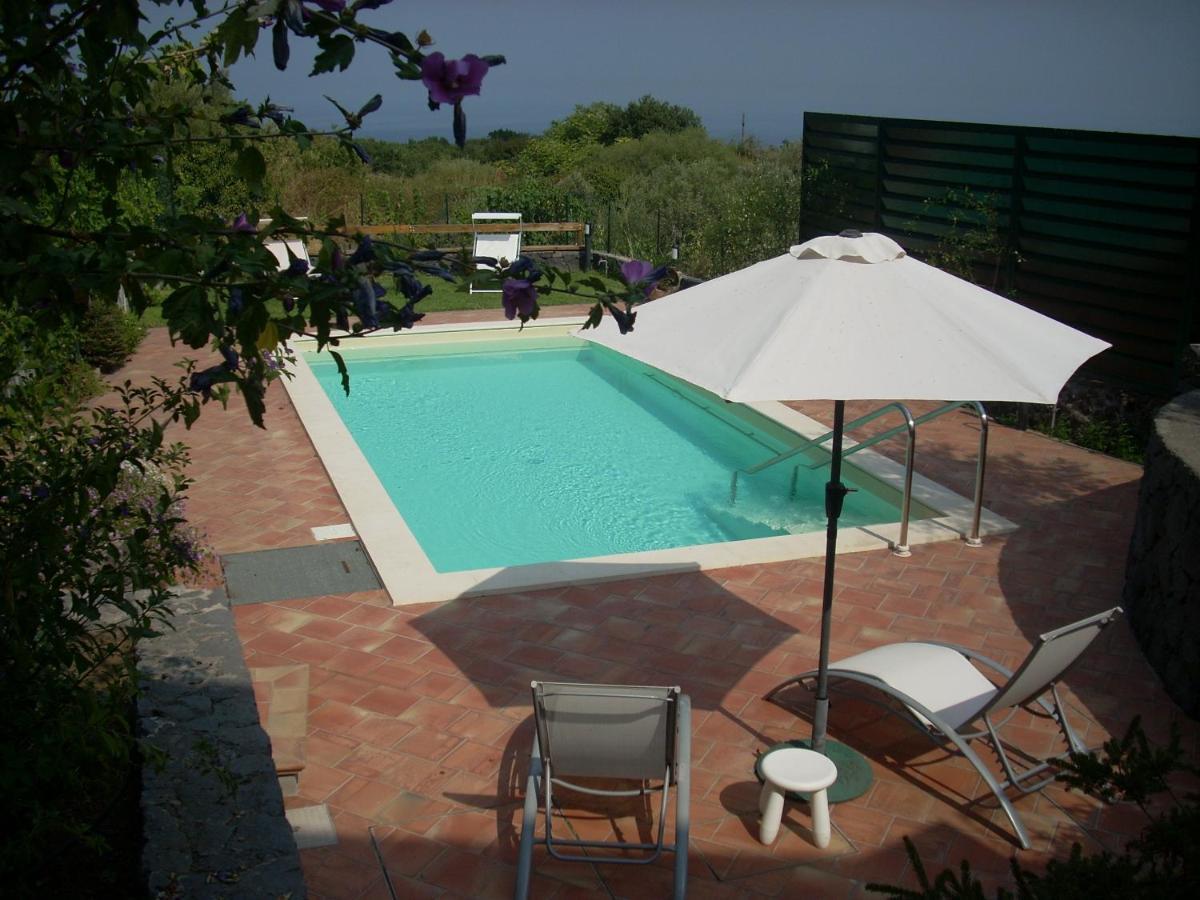 La Corte Di Bafe B&B "Slow Life" Zafferana Etnea Dış mekan fotoğraf