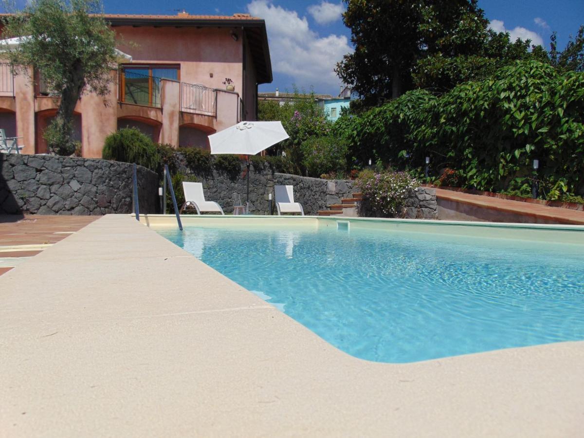 La Corte Di Bafe B&B "Slow Life" Zafferana Etnea Dış mekan fotoğraf