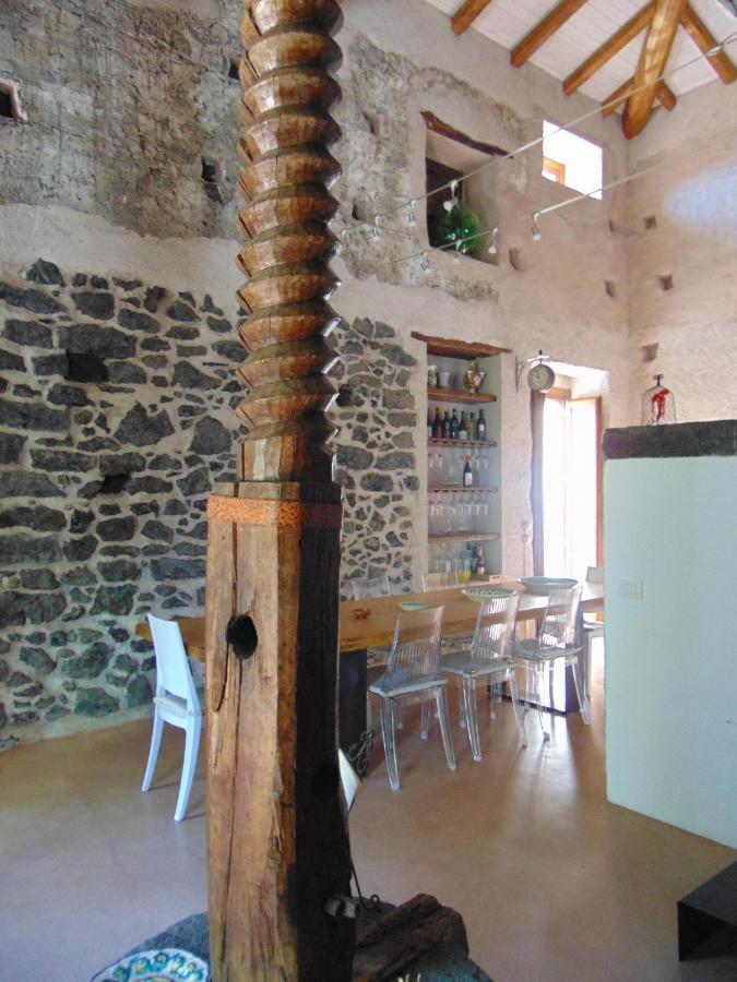 La Corte Di Bafe B&B "Slow Life" Zafferana Etnea Dış mekan fotoğraf