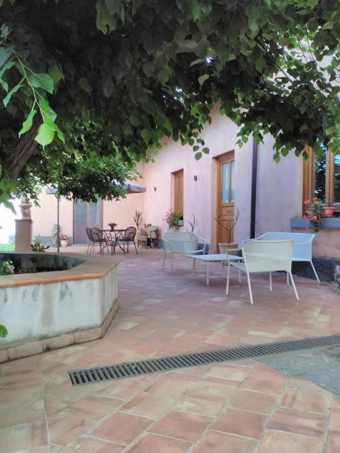 La Corte Di Bafe B&B "Slow Life" Zafferana Etnea Dış mekan fotoğraf