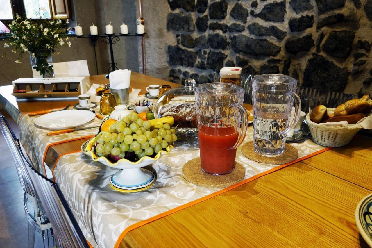 La Corte Di Bafe B&B "Slow Life" Zafferana Etnea Dış mekan fotoğraf